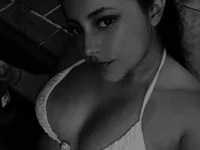 menna_lee's webcam live show