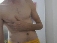 willyhot_hot's webcam live show
