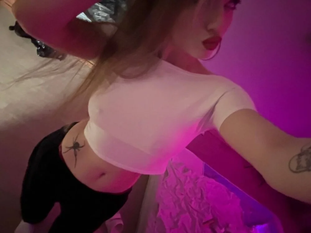 jenn_soucek Offline XXX Chat