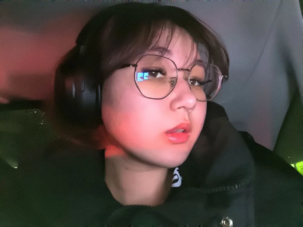 EvelinaKilner 오프라인 XXX 채팅