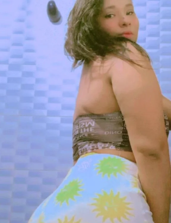 Miasophia23 offline XXX-chat