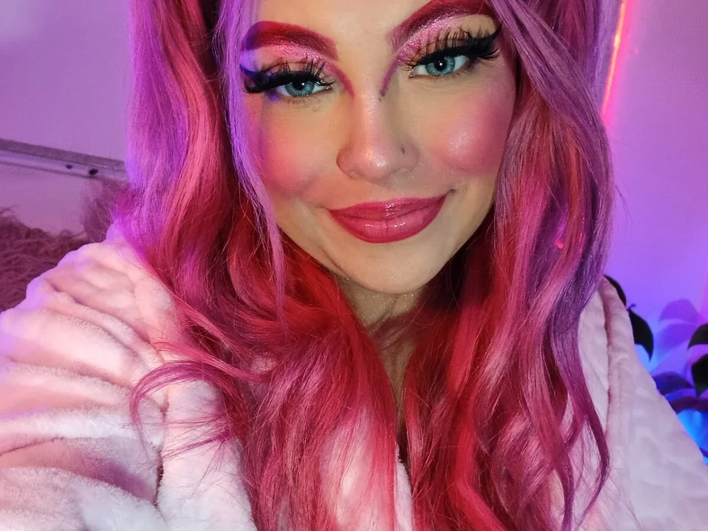 Missy_bloom_'s Offline Chat Room