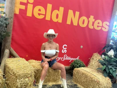 Alona_Brown on StripChat