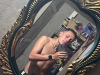 Secret_lovers_x webcam