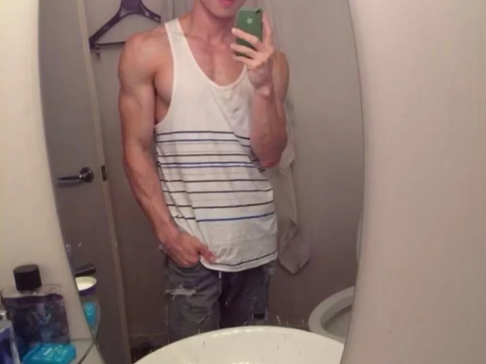 marcmarc777's Offline XXX Chat