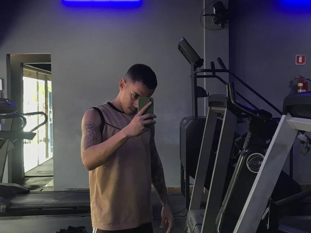 wesley_leaooficiall 오프라인 XXX 채팅