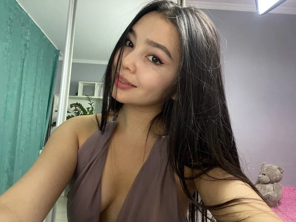 SolaMei2109's Offline XXX Chat