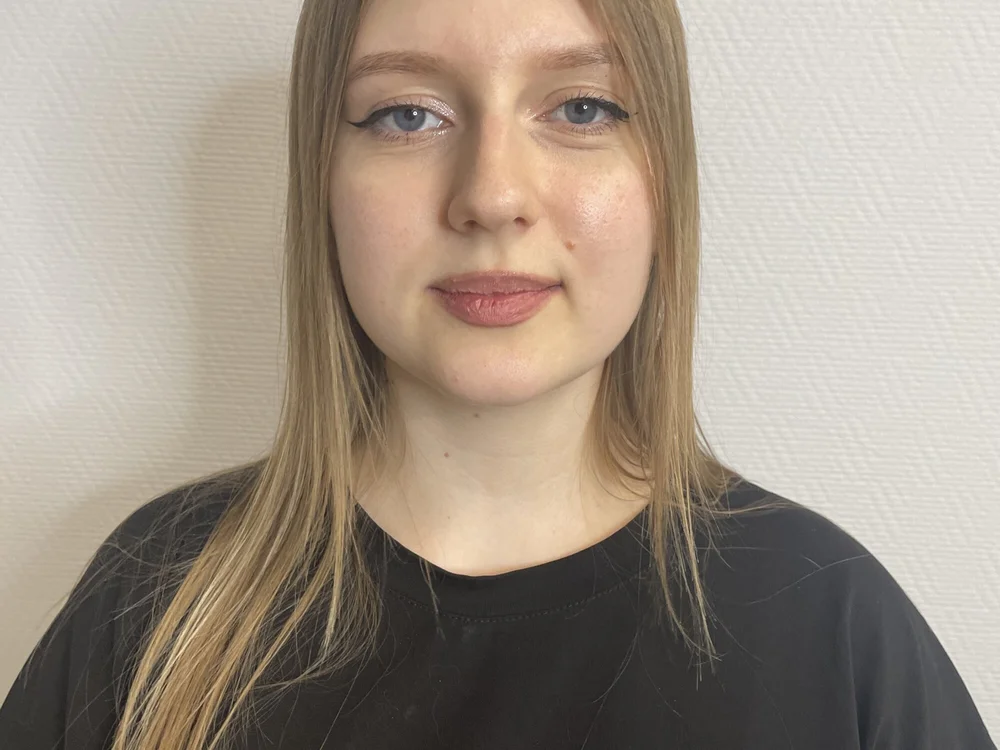 PhyllisBiers' Offline Chat Room