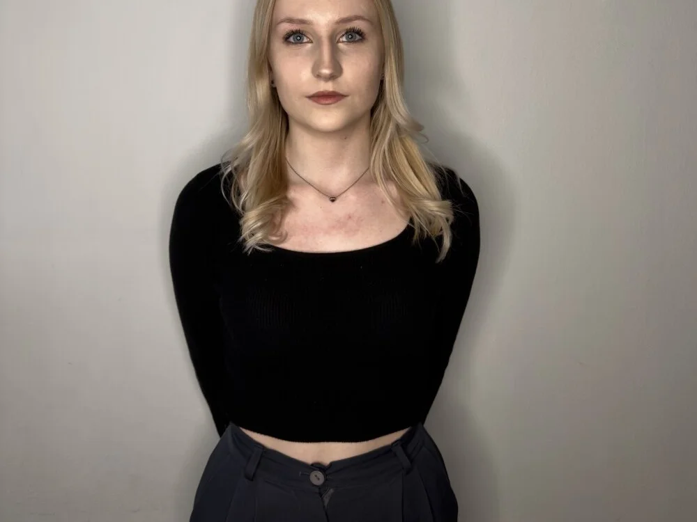 CatarinaGulla's Offline XXX Chat