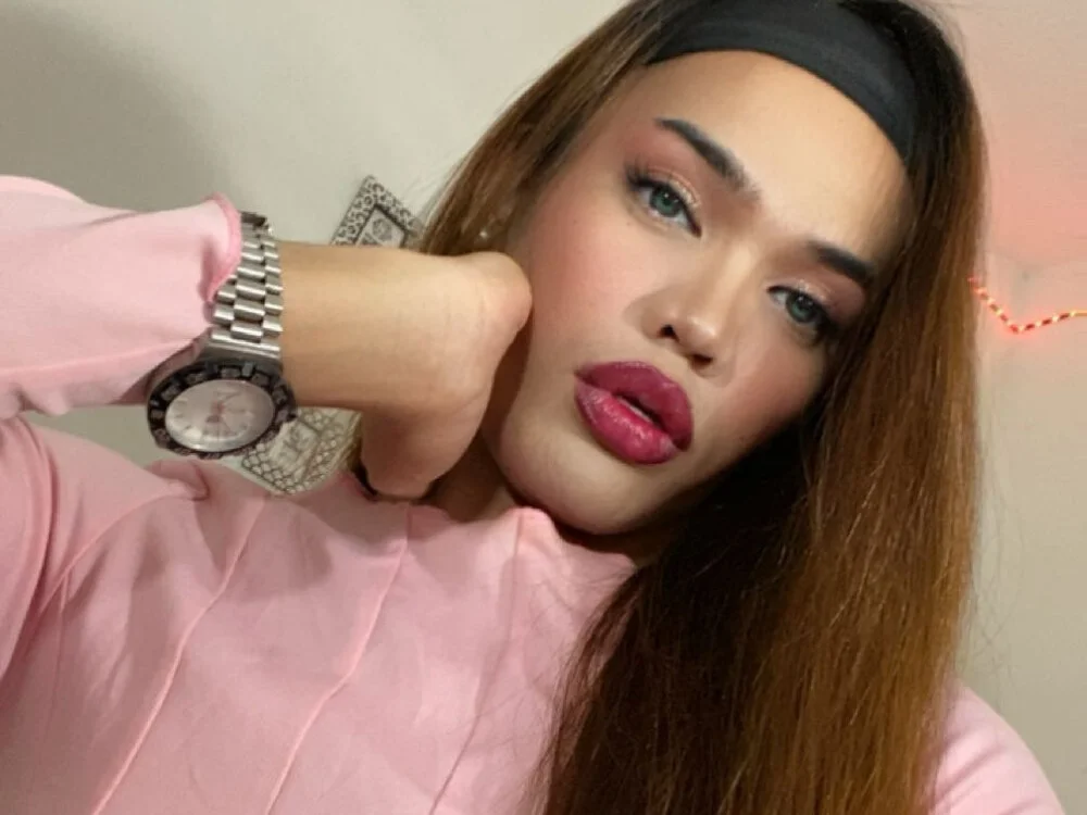 Almoghty_Maria Offline XXX-chat