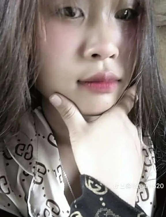Min_babyy Chat XXX Ngoại tuyến