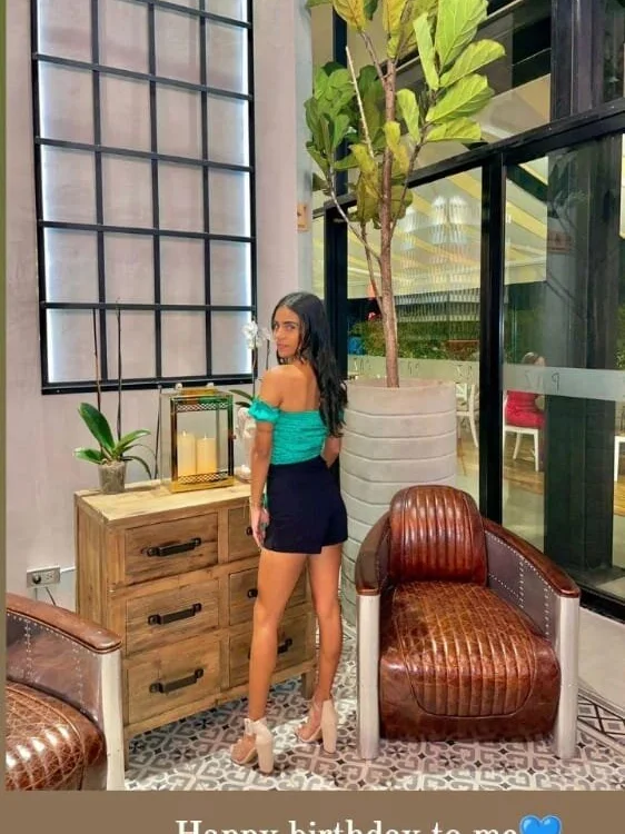 NoaFoster's Offline XXX Chat