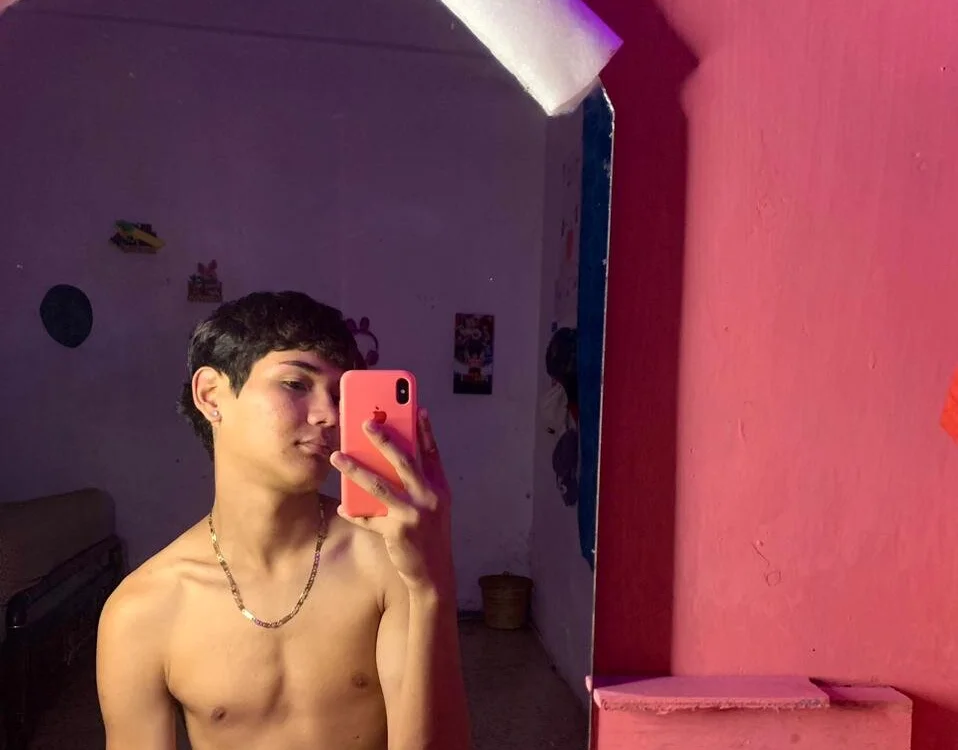 Rogeeer_ offline chatrum