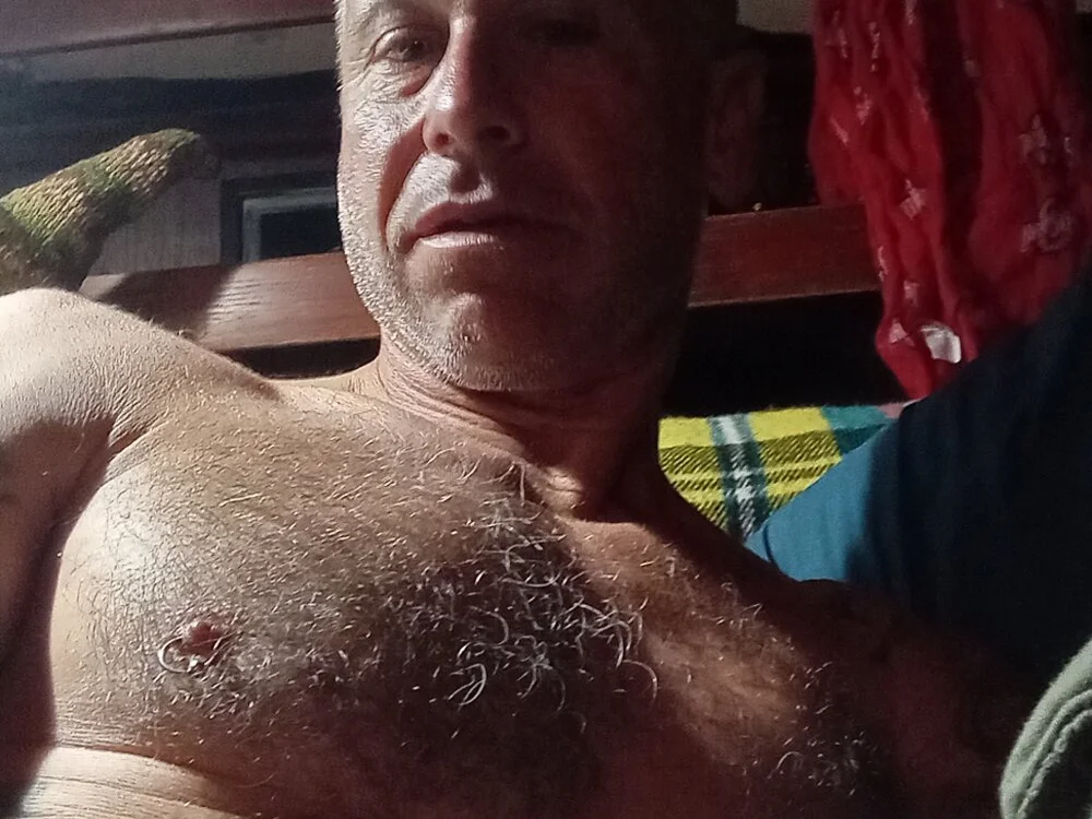 Pcsammy73 Offline XXX-Chat