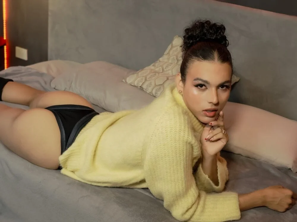 Luxa_Velvet Chat XXX offline