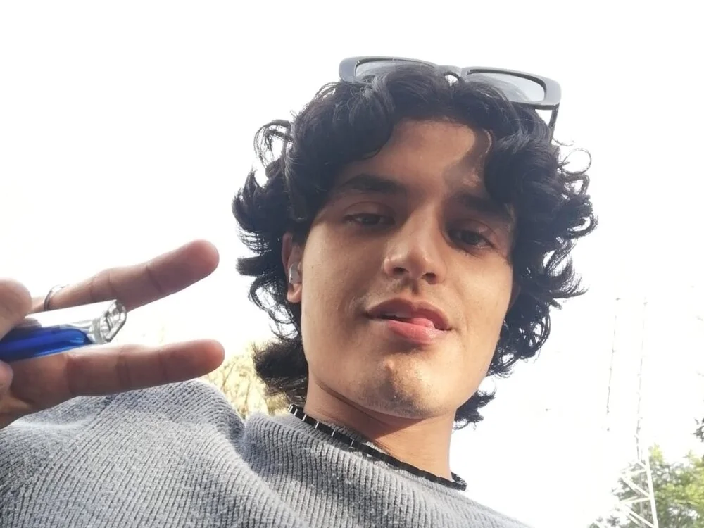 Fleeting_Love Offline XXX Chat