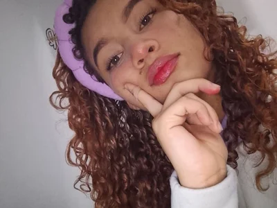 carolineecox