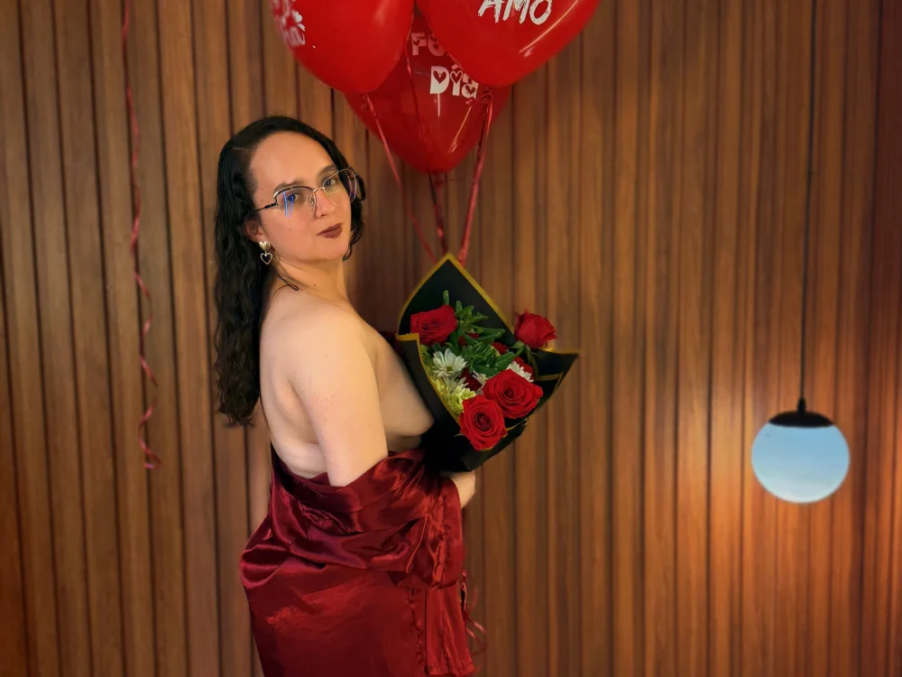 SalomeMorganX Offline XXX-chat