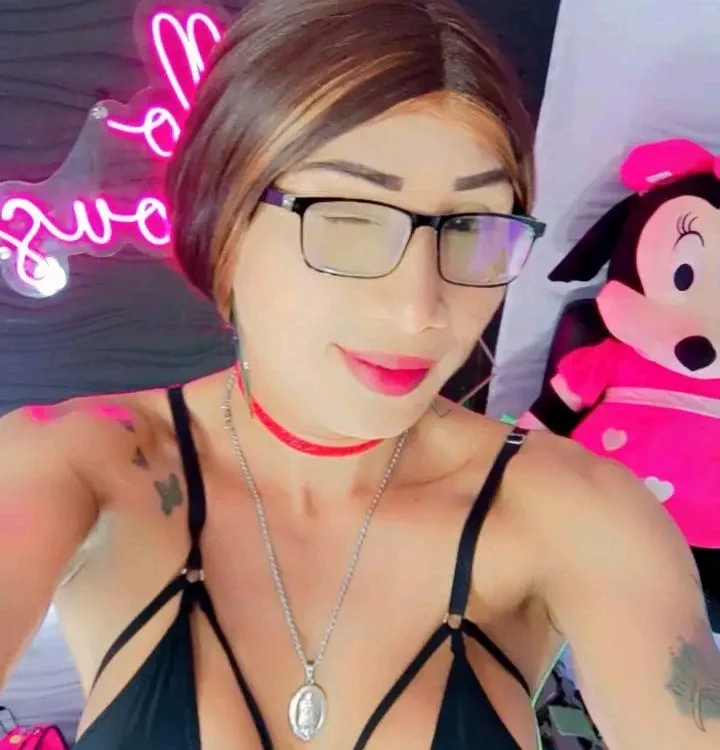 swett_bigcock's Offline XXX Chat