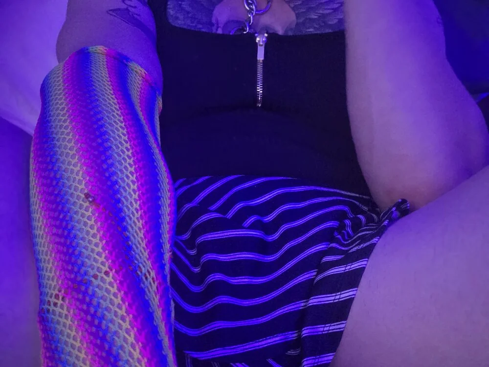 sissyslut7414 Offline XXX-Chat