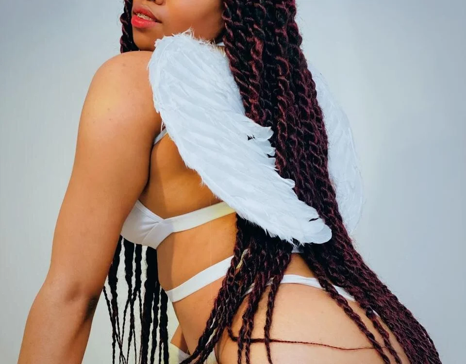 Thiana_Taylor's Offline XXX Chat