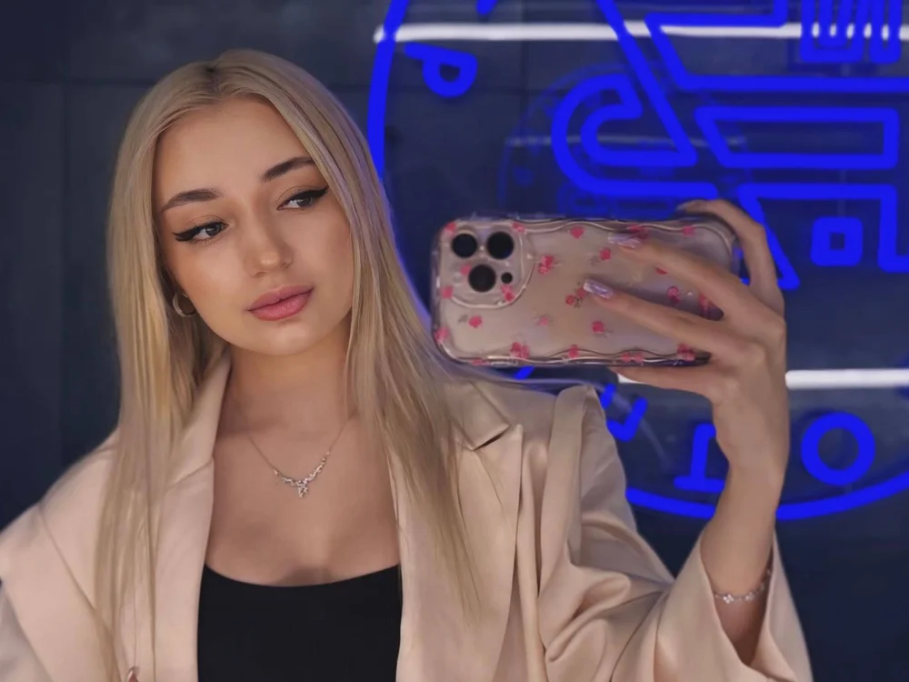 CandyWilde cover photo