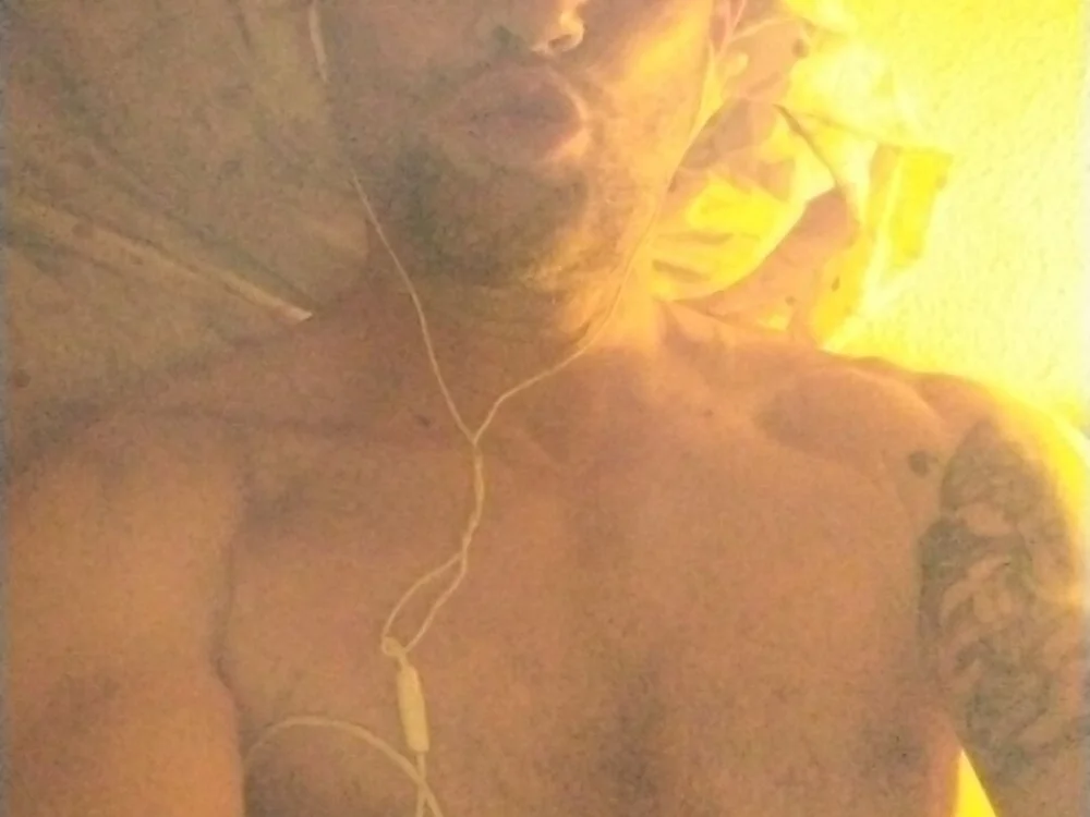 Josito_Moles' Offline XXX Chat