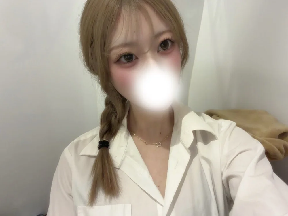 Yumeno_Rio Adlı Modelin Çevrimdışı XXX Sohbeti