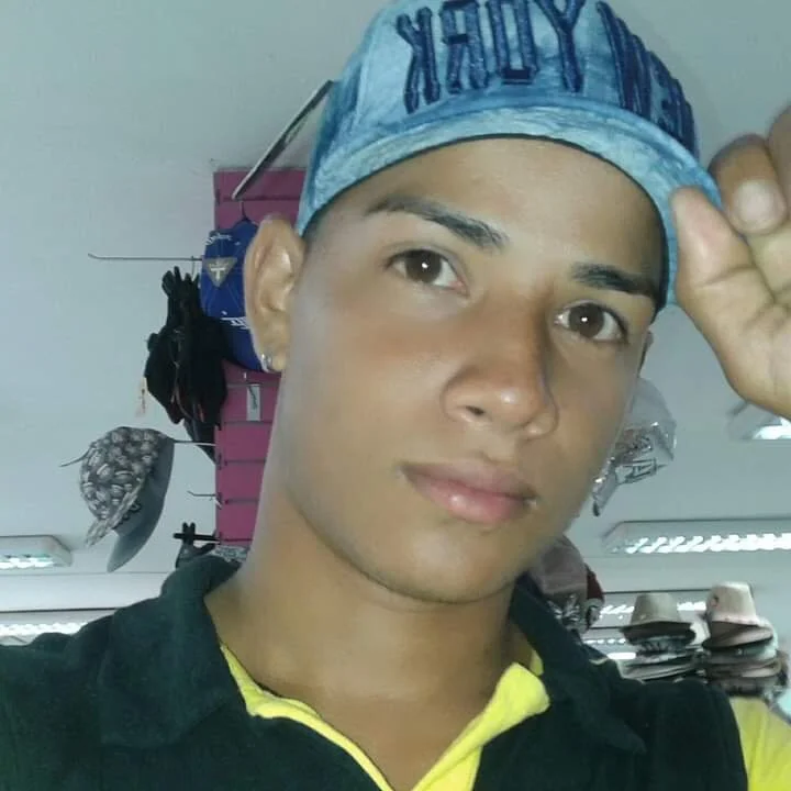 DjAntonio03's Offline XXX Chat