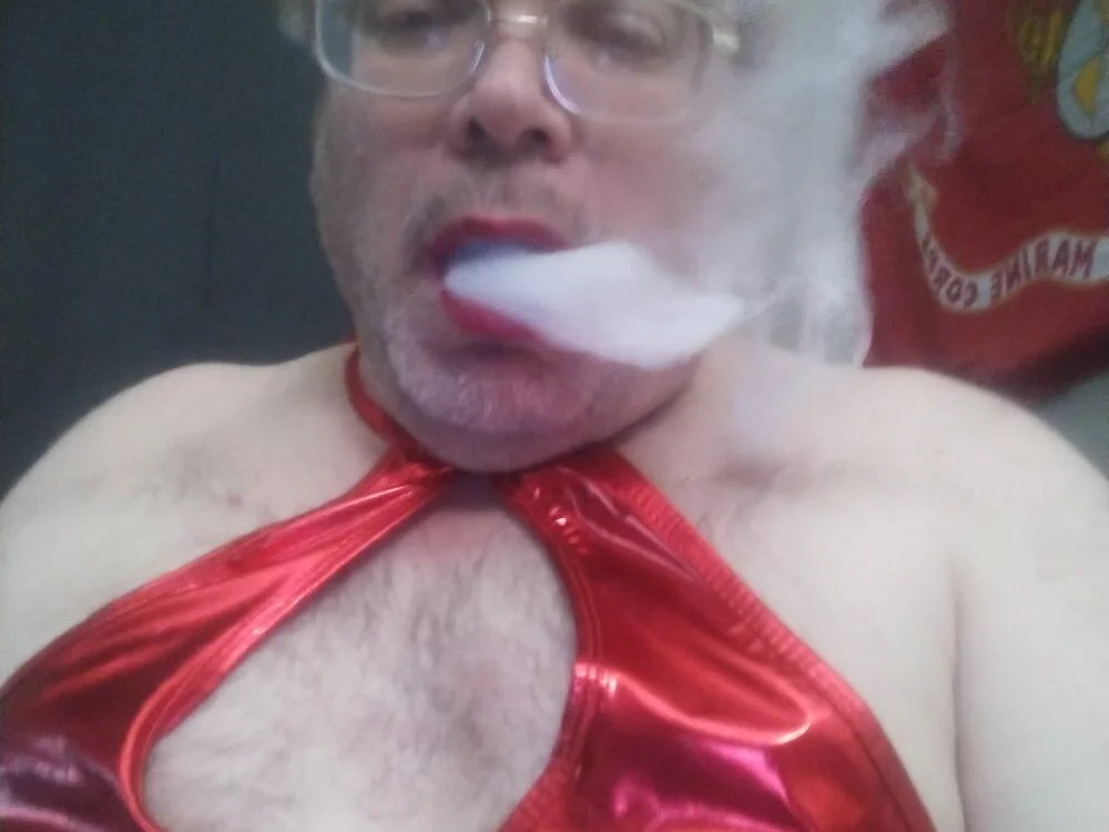 LingerieVape: офлайн-секс-чат