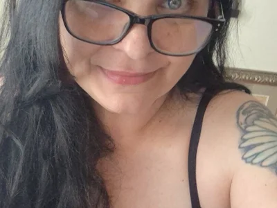 GeeKnee