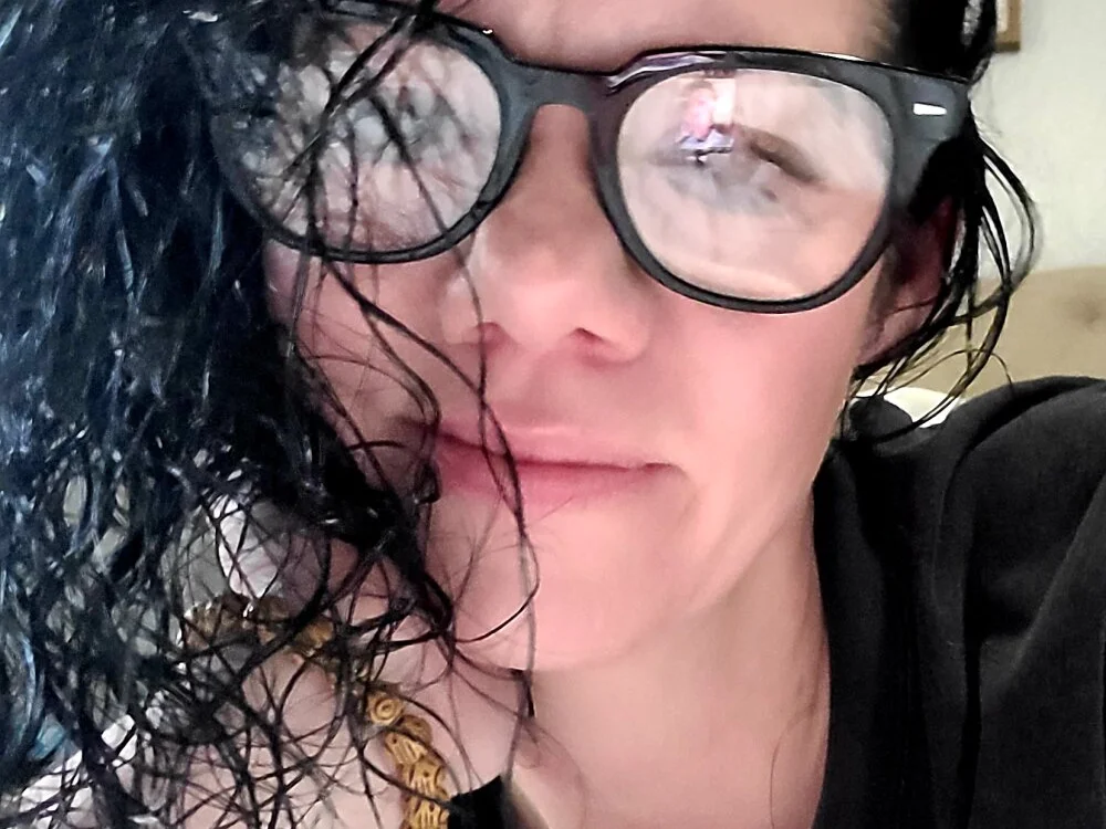 دردشة SidneyRaee الجنسية دون اتصال