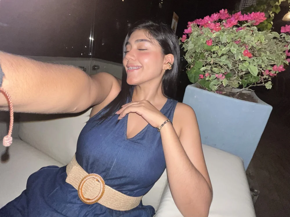 samatha_swet cam model