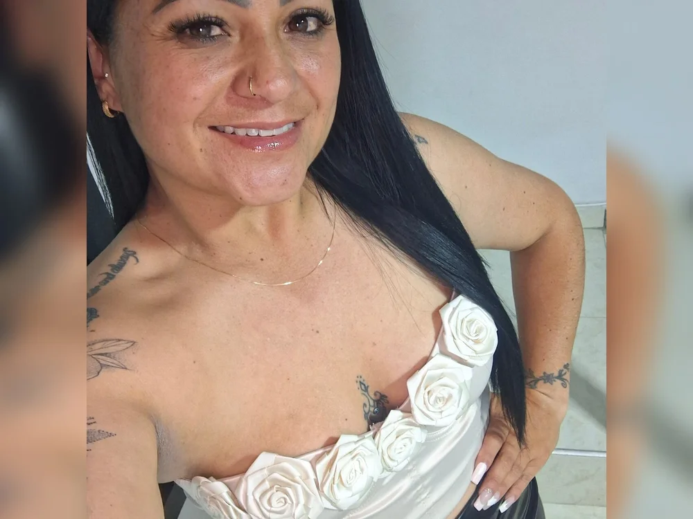 miamilf38's Offline XXX Chat