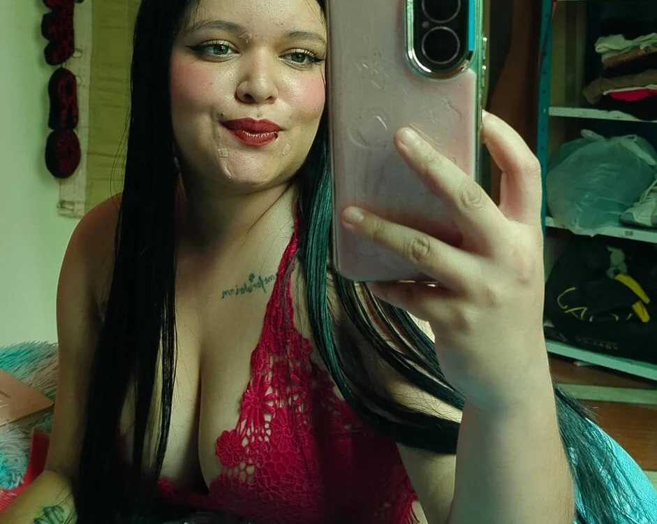 ZoeMon6 Adlı Modelin Çevrimdışı XXX Sohbeti