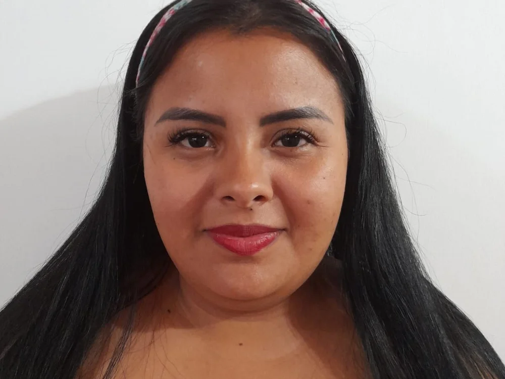Paola97's Offline XXX Chat
