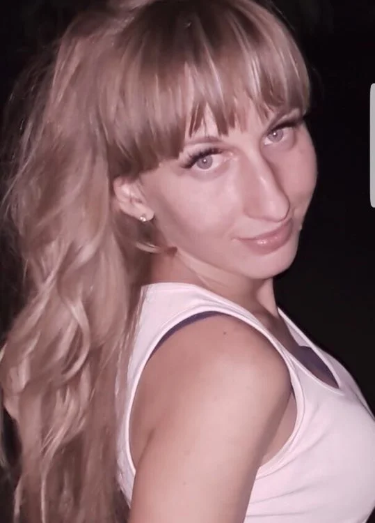 DanikaRendel's Offline Chat Room