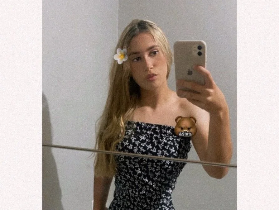 aninha_vitoria's most recent online preview