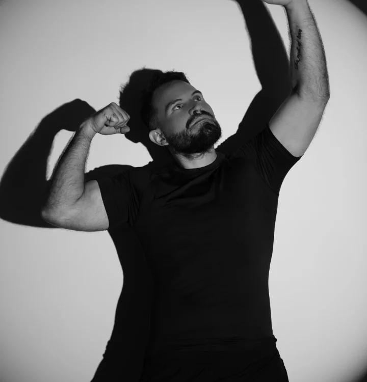 SbasTone_Muscle – Offline XXX chat