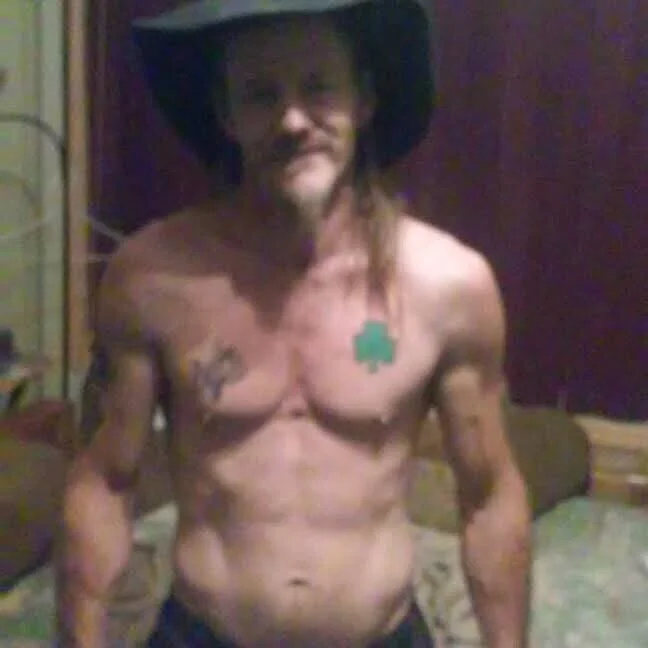 larrybobbigdick69 offline chatrum