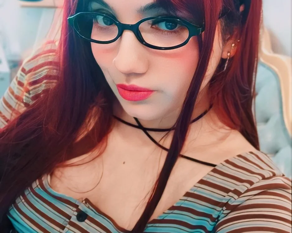 violeta_s1's Offline Chat Room
