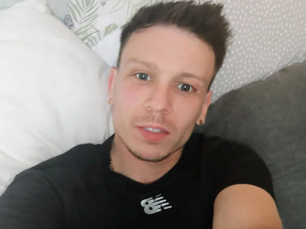 CloudyUK offline chatrum