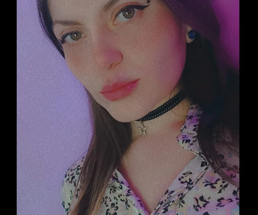 luucy_roose offline chatrum