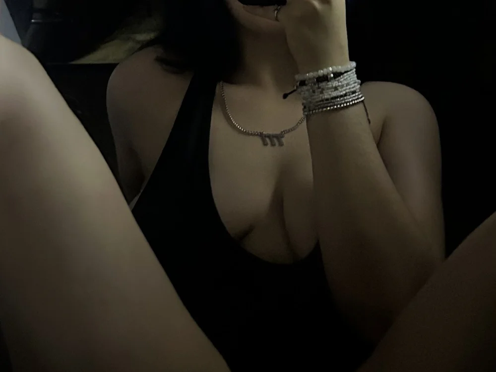 exotic_diamond's Offline Chat Room