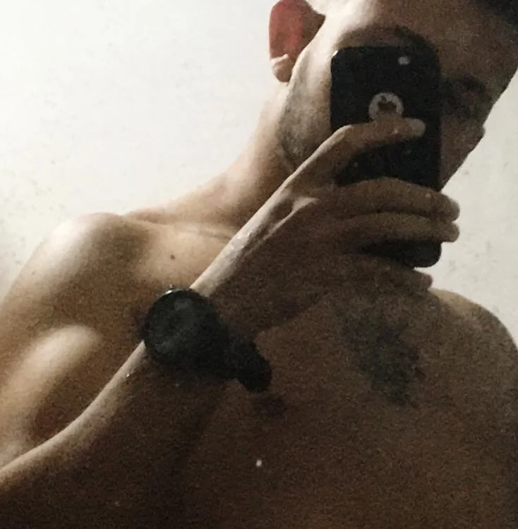 Chat +18 off-line de HOT_SUIT