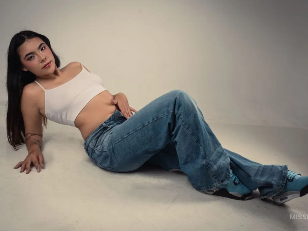 misslexy__'s Offline XXX Chat