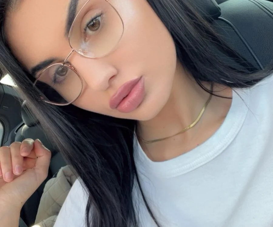 Beatryceee 離線 XXX 聊天