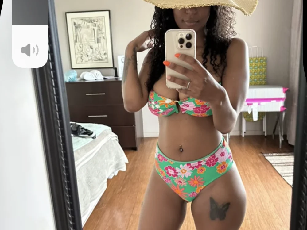 دردشة sexyBoobies98 الجنسية دون اتصال