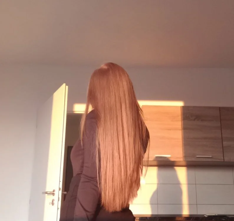 _Karolina___'s Offline Chat Room