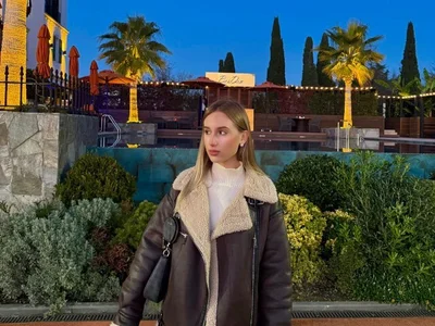 AngelinaRosee - Girl 